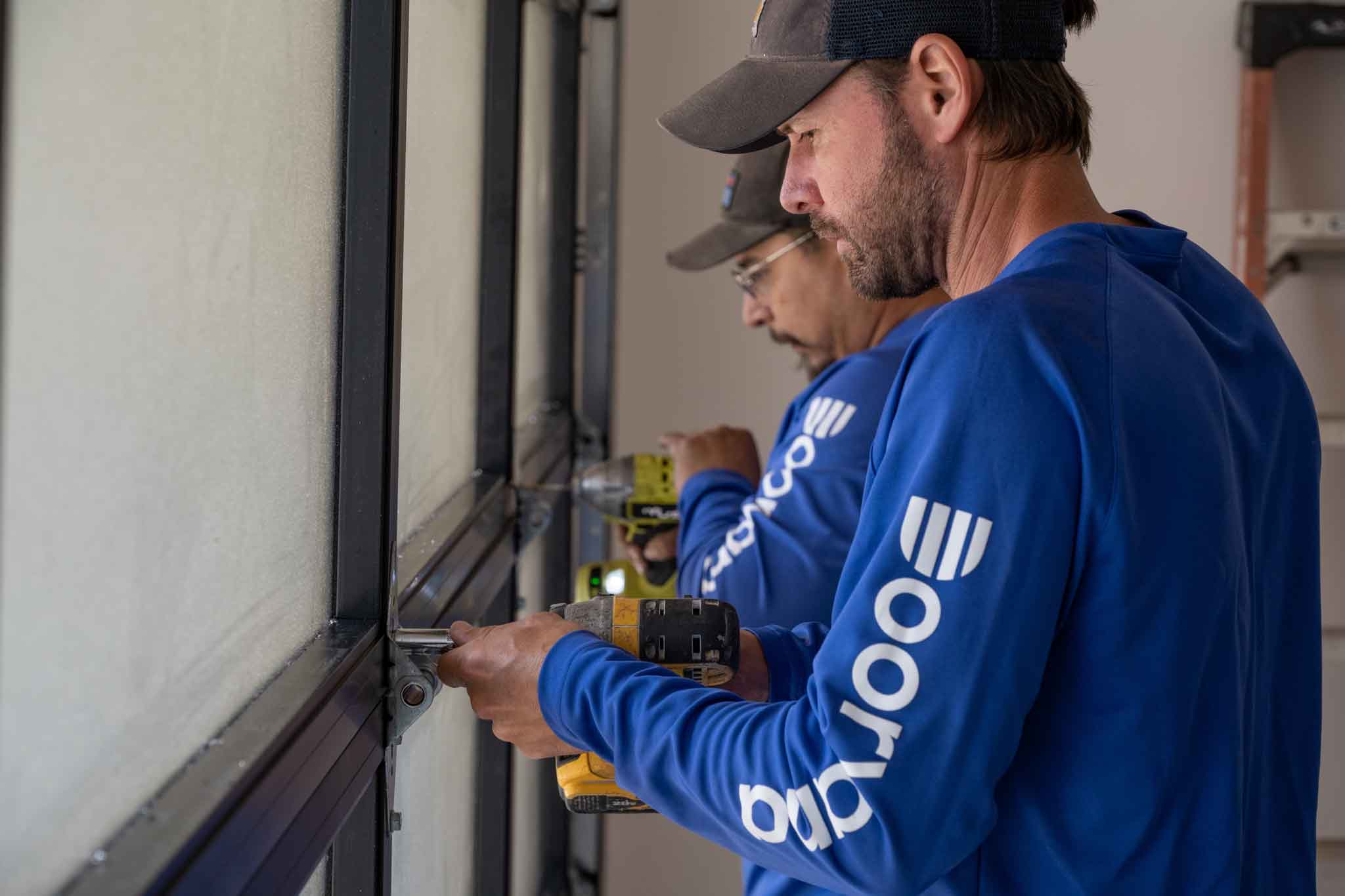 installing hinges on garage doors